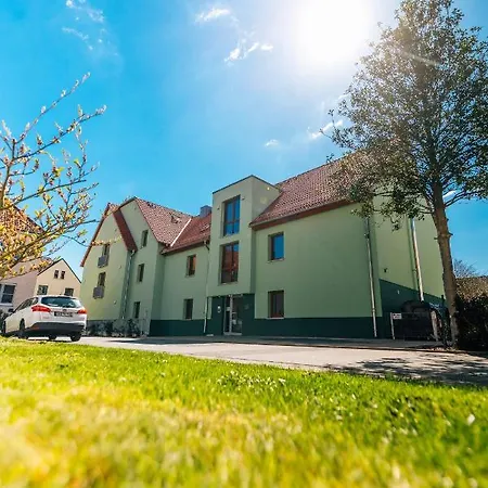 Modern-living Stadt-appartement Mitte Lägenhet *